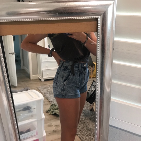 American Eagle jeans shorts - Picture 3 of 3